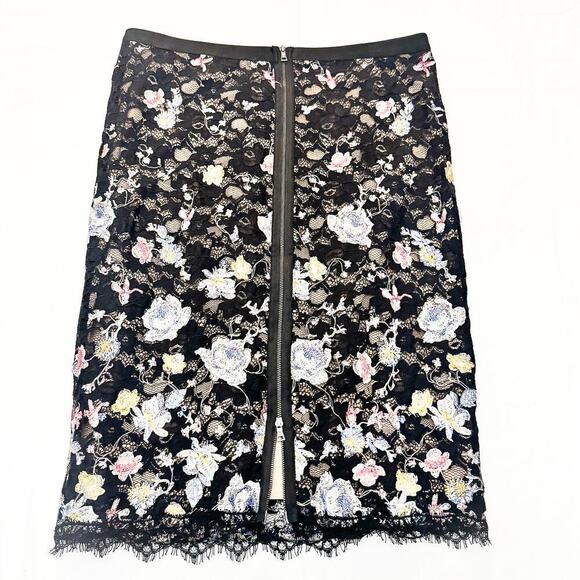 BCBG MAXAZRIA Lace Flower Embroidered Overlay Pencil Skirt Size Large - Picture 5 of 7